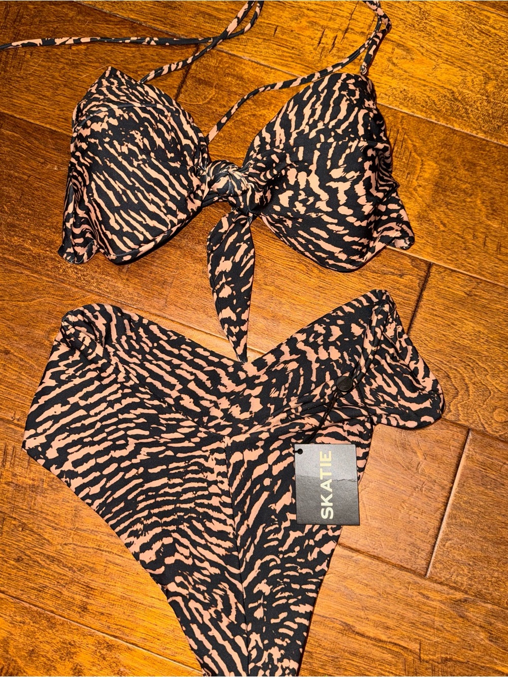 Skatie Catwalk Bikini New NWT